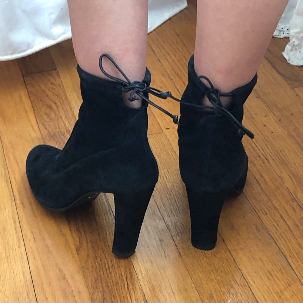 RARE Stuart Weitzman Suede Fall Winter Black Heel Boots 8 1/2 Church or Office - Picture 4 of 5